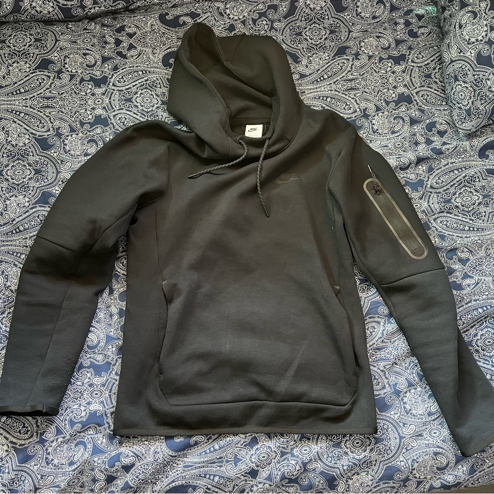 Nike Pullover Hoodie